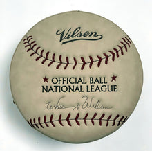 Cargar imagen en el visor de la galería, Puff Pelota Béisbol
